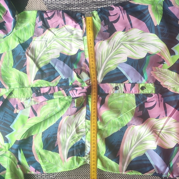 ASOS DESIGN shirt jumpsuit with tie waist in leaf print - Picture 6 of 9